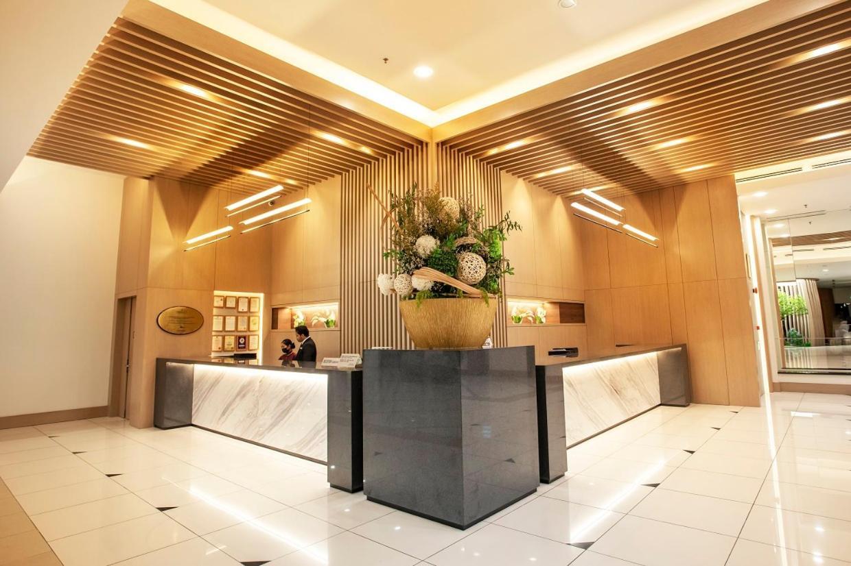 Nilai Springs Resort Hotel Dış mekan fotoğraf