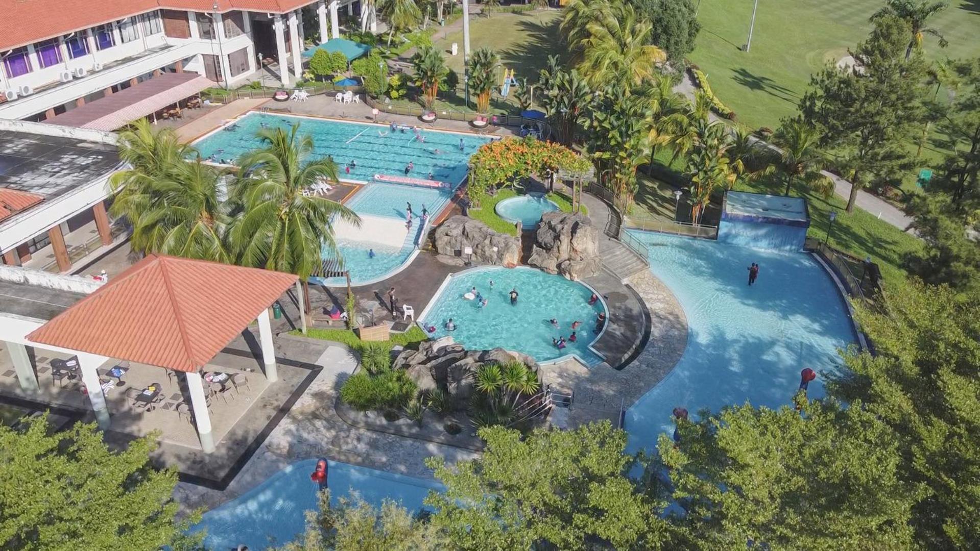 Nilai Springs Resort Hotel Dış mekan fotoğraf