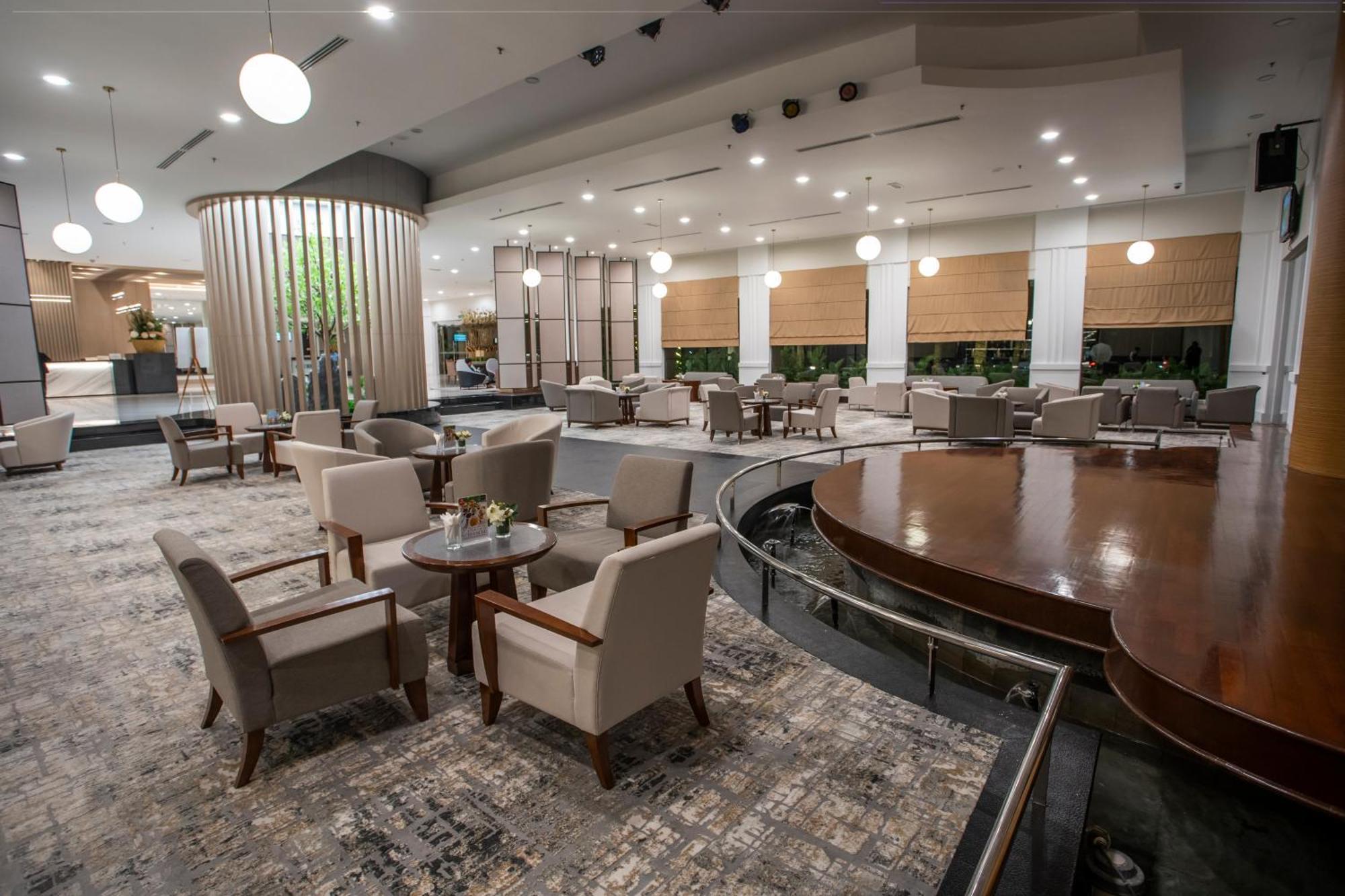 Nilai Springs Resort Hotel Dış mekan fotoğraf